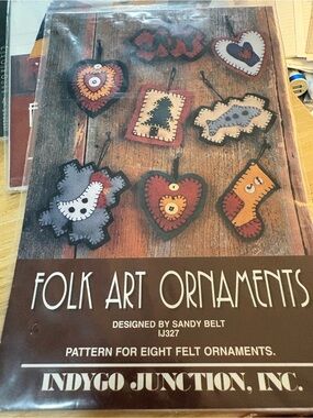 Indygo Junction folk art ornaments pattern only DYI kits 8 felt ornaments BNIP
